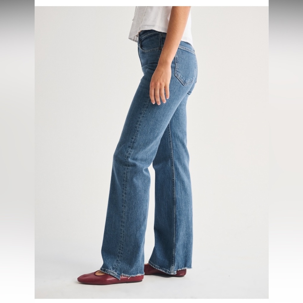 Abercrombie 90s Relaxed High Rise Distressed Back Hem Jeans Size 00/24 LONG - Picture 6 of 10